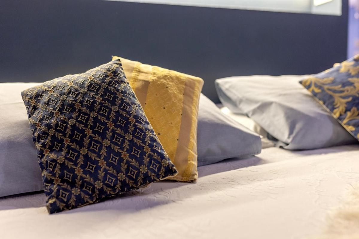 Sant'Anna Studio Apartment Parma Dış mekan fotoğraf